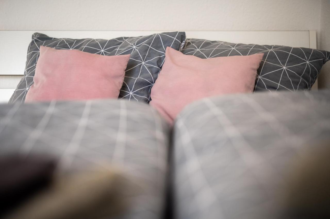 Moderne Eg-Wohnung In Sudenburg Mit Parkplatz, Top Anbindung มัคเดอบวร์ก ภายนอก รูปภาพ